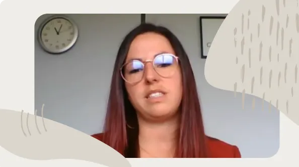 Johanna Contremoulins a explicar como pouparam tempo na gestão de RH graças à digitalização com a Bizneo HR.